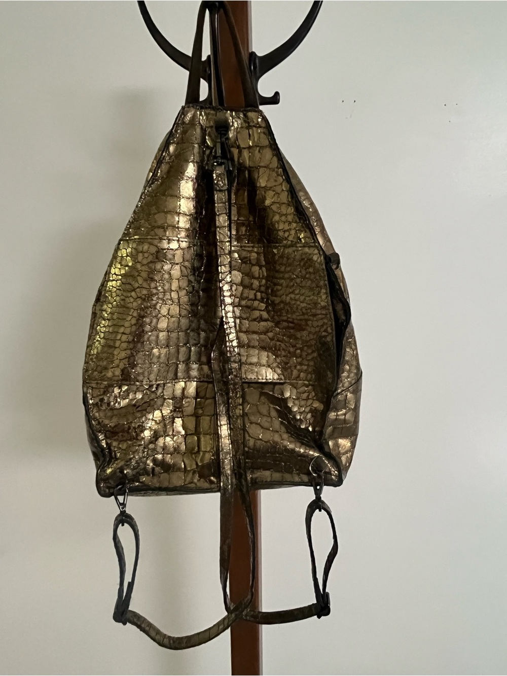 Hammitt Hunter 2 Medium Metallic Gold Croc-Embossed Backpack 14” Used Twice. - Picture 4 of 7